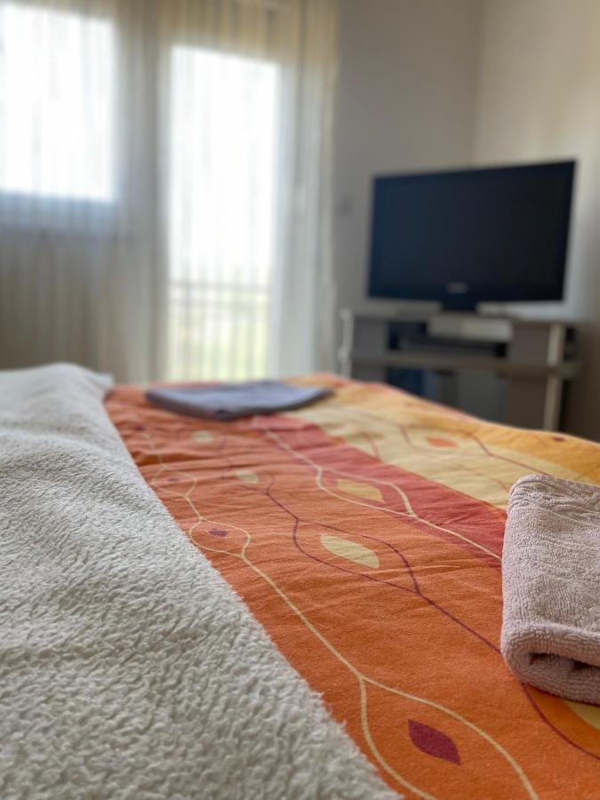 Апартаменти Apartman “Iva” Drvar Екстер'єр фото